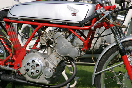 Classic Honda DOHC 50 racer